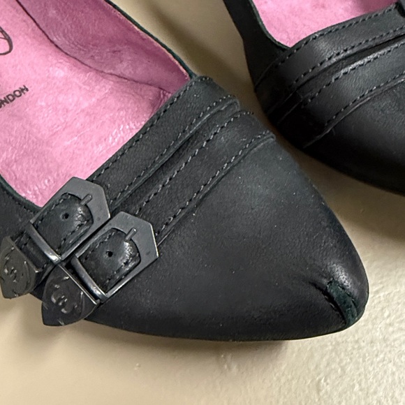 Fly London Suede Black Ballet Flats Edgy Buckle Detail, Pointed Toe EUC sassy - Picture 6 of 10
